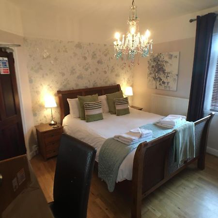 Ty Rosa Rooms Cardiff Buitenkant foto
