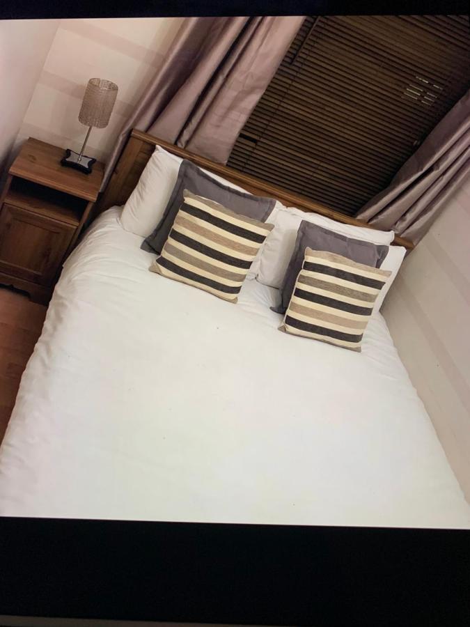Ty Rosa Rooms Cardiff Buitenkant foto