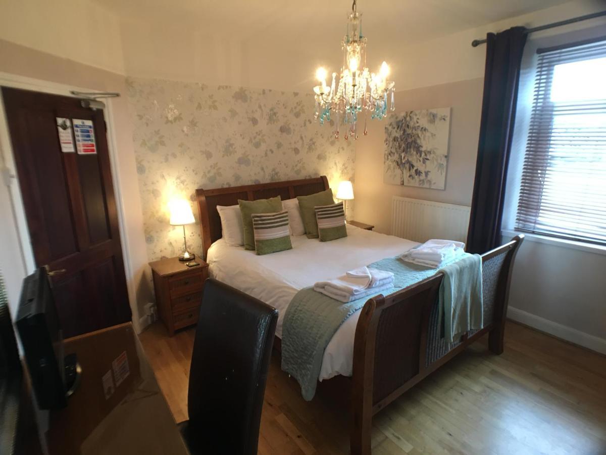 Ty Rosa Rooms Cardiff Buitenkant foto