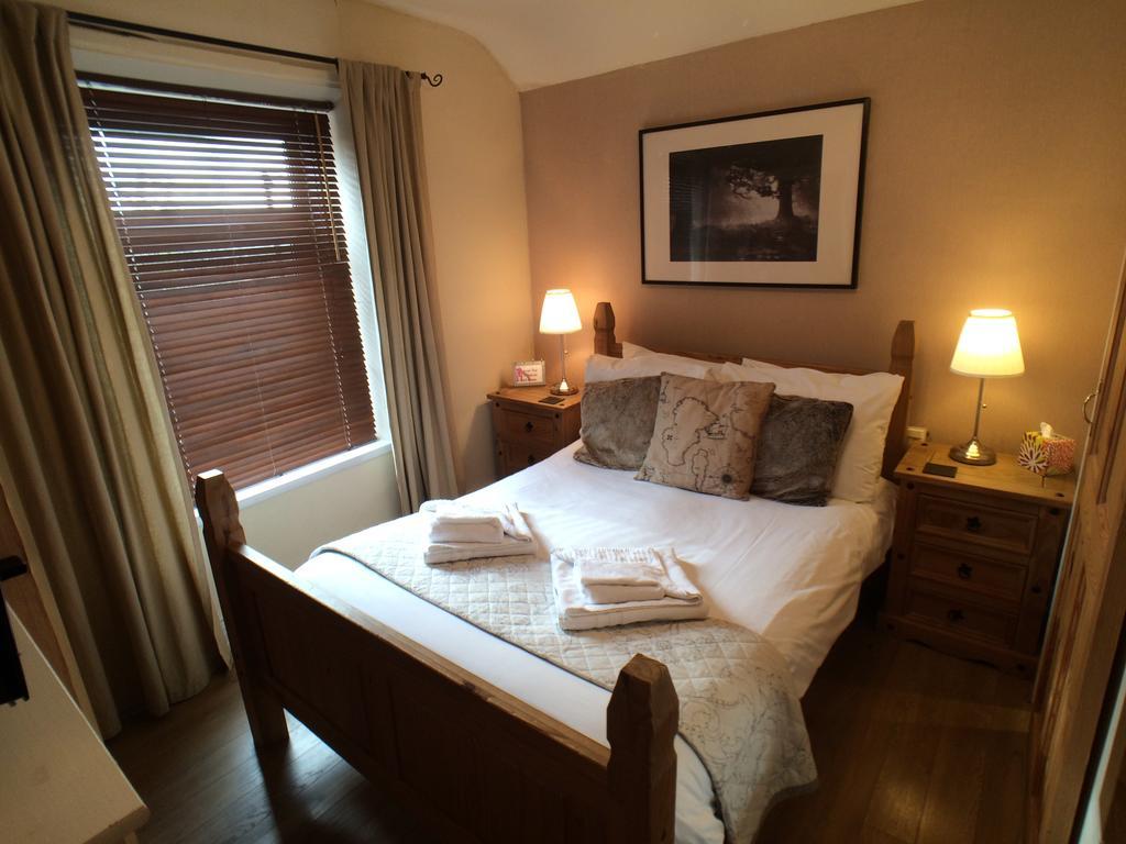 Ty Rosa Rooms Cardiff Buitenkant foto